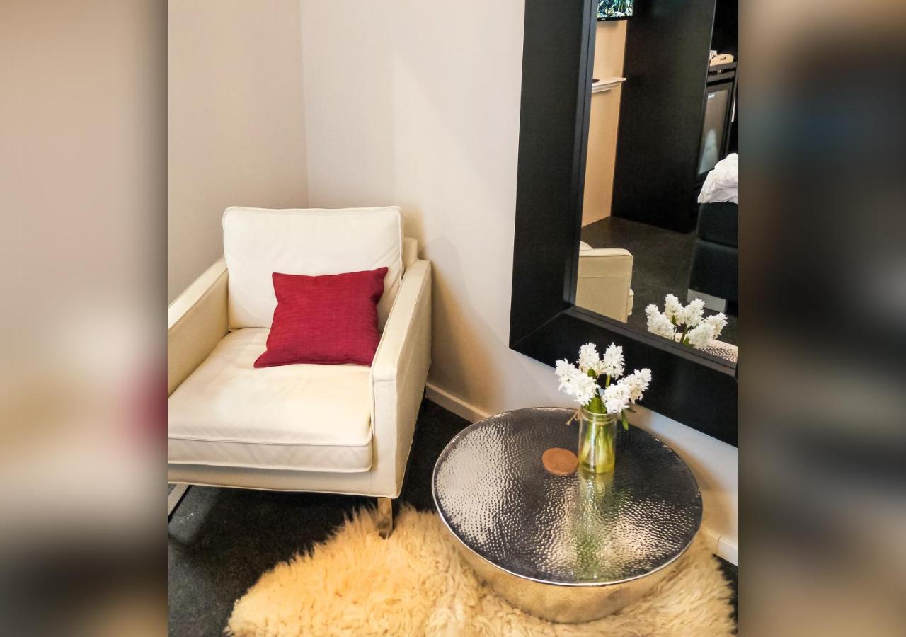 Comfort And Style In City Center With Ensuite Bathroom On Schaafenstrasse Cologne Luaran gambar